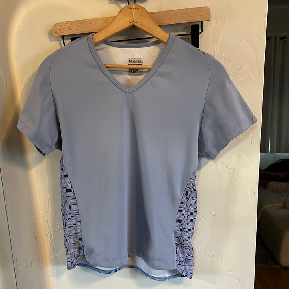 Columbia Sky Blue V-Neck Active Shirt